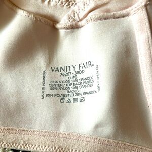 Vanity Fair 38DD bra in excellent condition